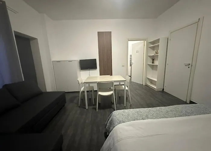 TREND APARTMENTS vicio la metro Maciacchini APPARTAMENTI MODERNI WI FI GRATUITO NUOVA GESTIONE